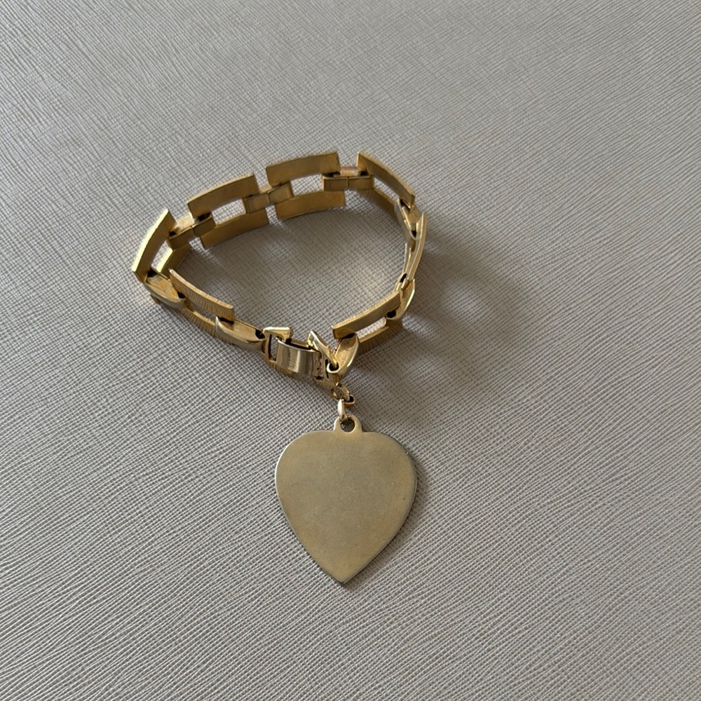 Vintage Gold Heart Charm Bracelet